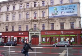 Praha - Smíchov, řešení vlhkosti obchodního centra Opatov bezdrátovou elektroosmózou.